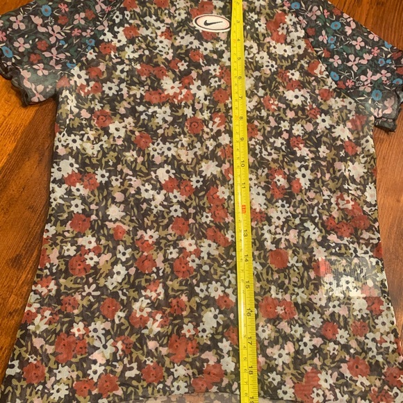 Vintage floral Nike blouse - Picture 5 of 7